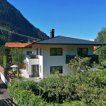 Apart Lisa Mayrhofen Bagian luar foto